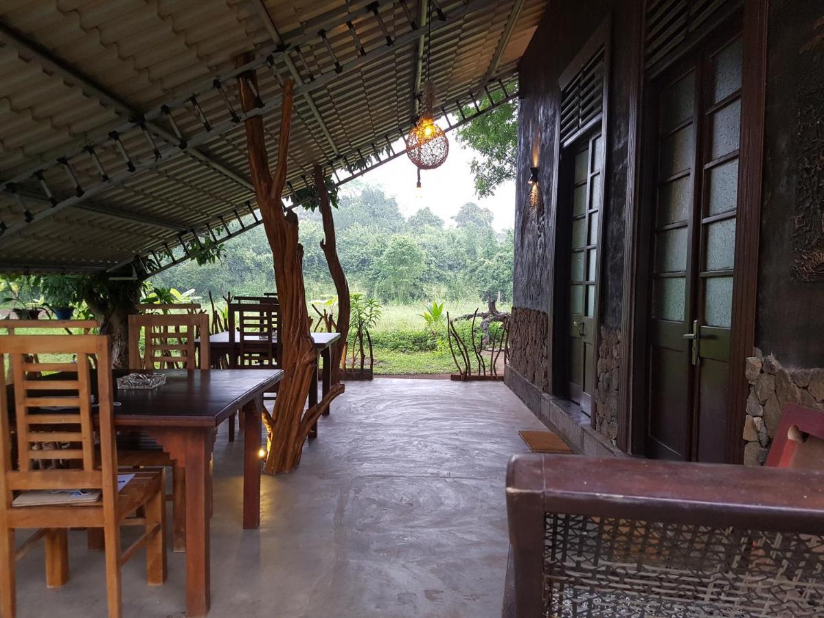 Ceylon Resort Wilpattu Bagian luar foto
